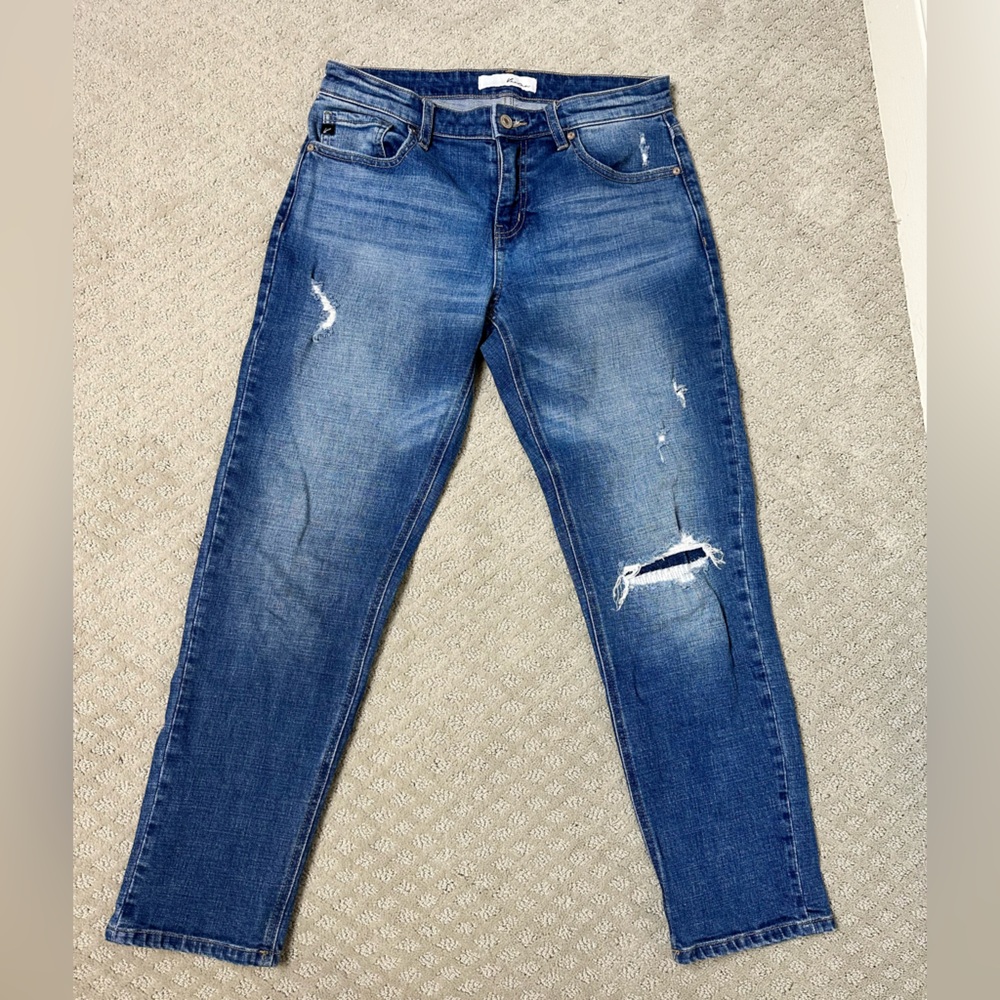 Sz 7 or 27 Kancan straight leg jeans light distressing medium wash mid rise